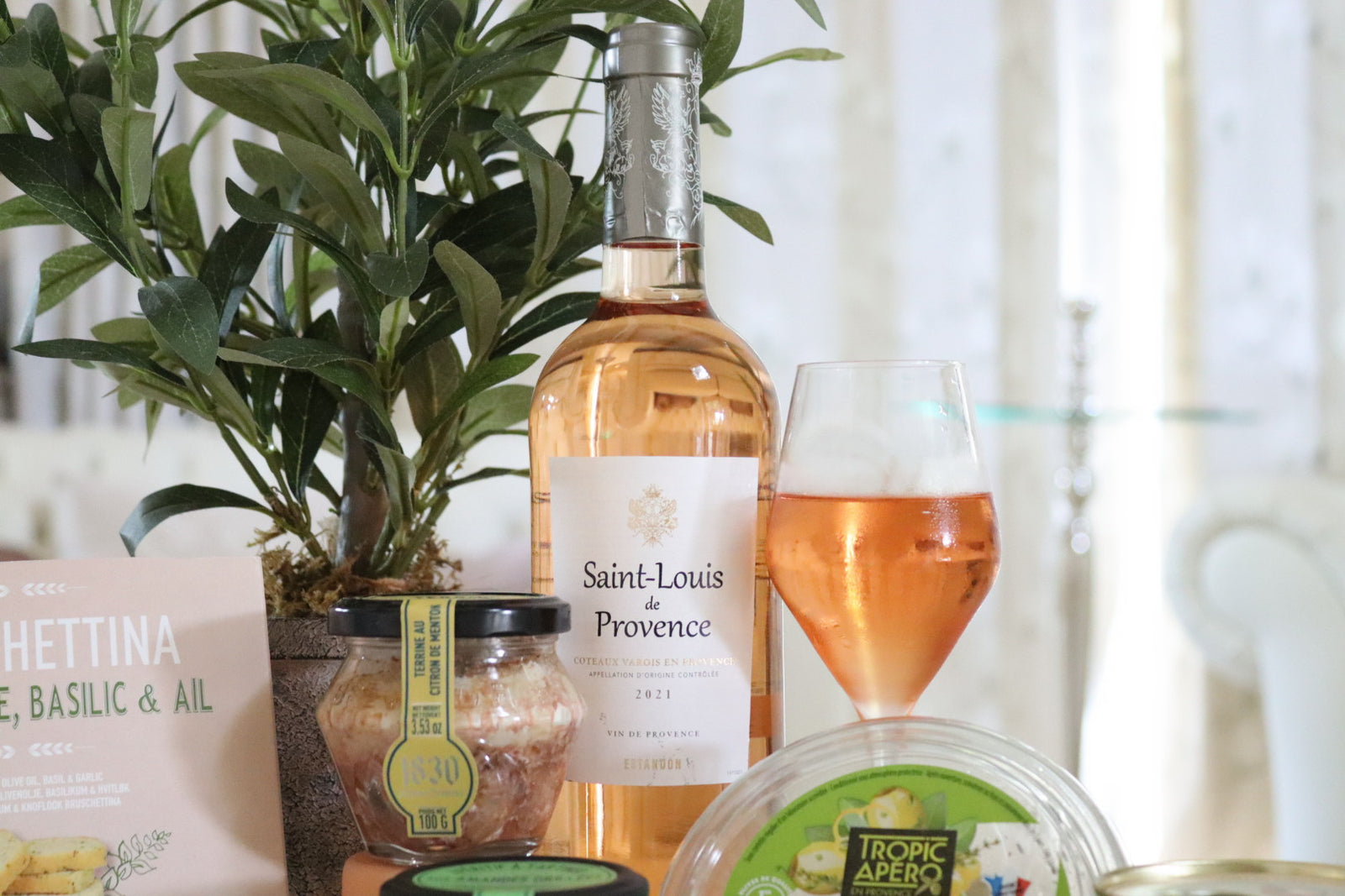 The Festive Apero Box in Provence