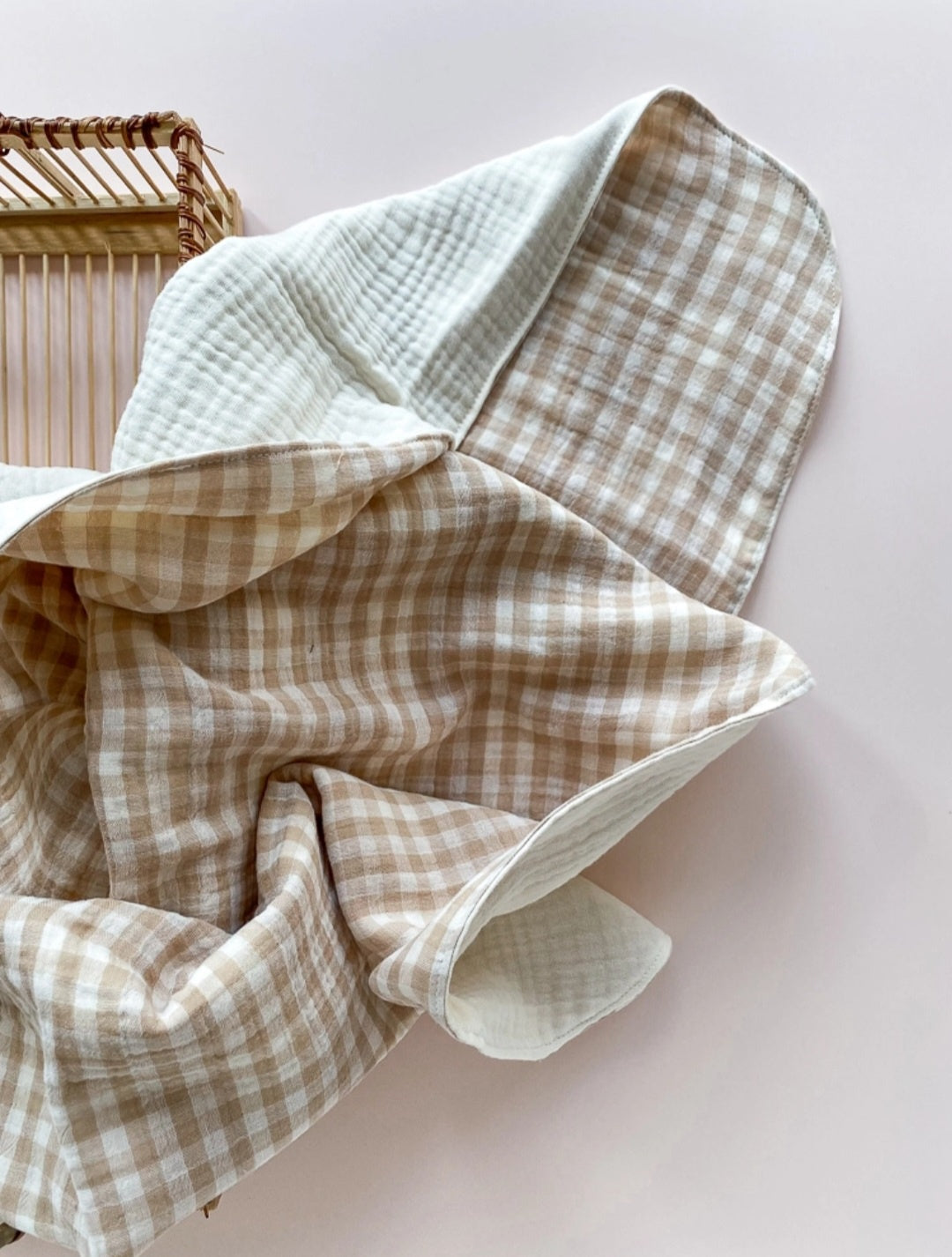 Petite Evalina -Couverture en mousseline/petits damiers | petit